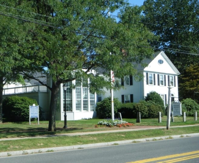 Outside view of Glastonbury dental office building